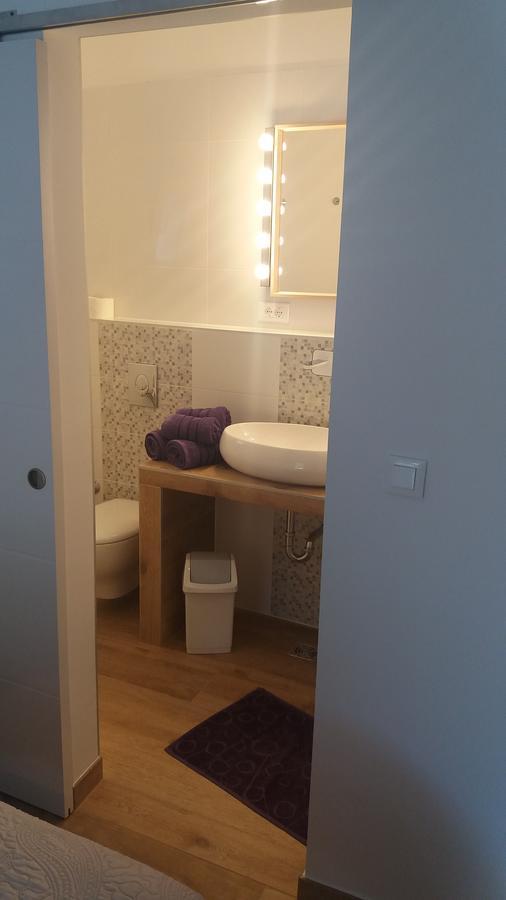 Zohil Guest house